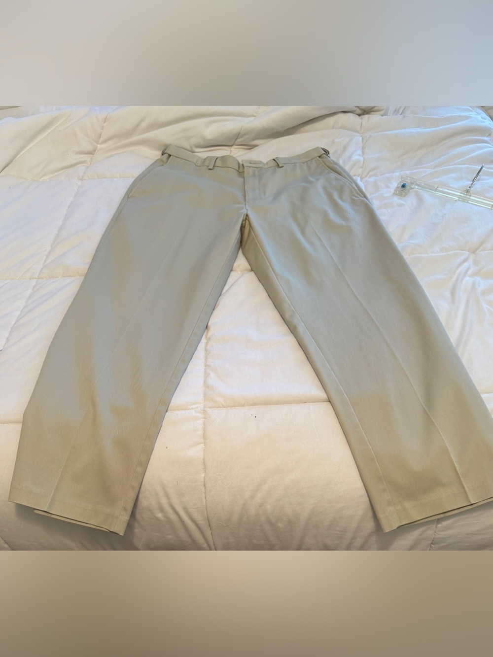 Haggar Men's Classic Fit Premium No Iron Khaki- Light Beige 34x29